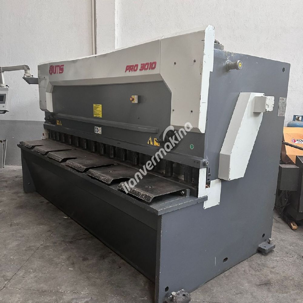 UMS 3X220 TON CNC ABKANT & 3X10 MM AÇI AYARLI CNC MAKAS TAKIM