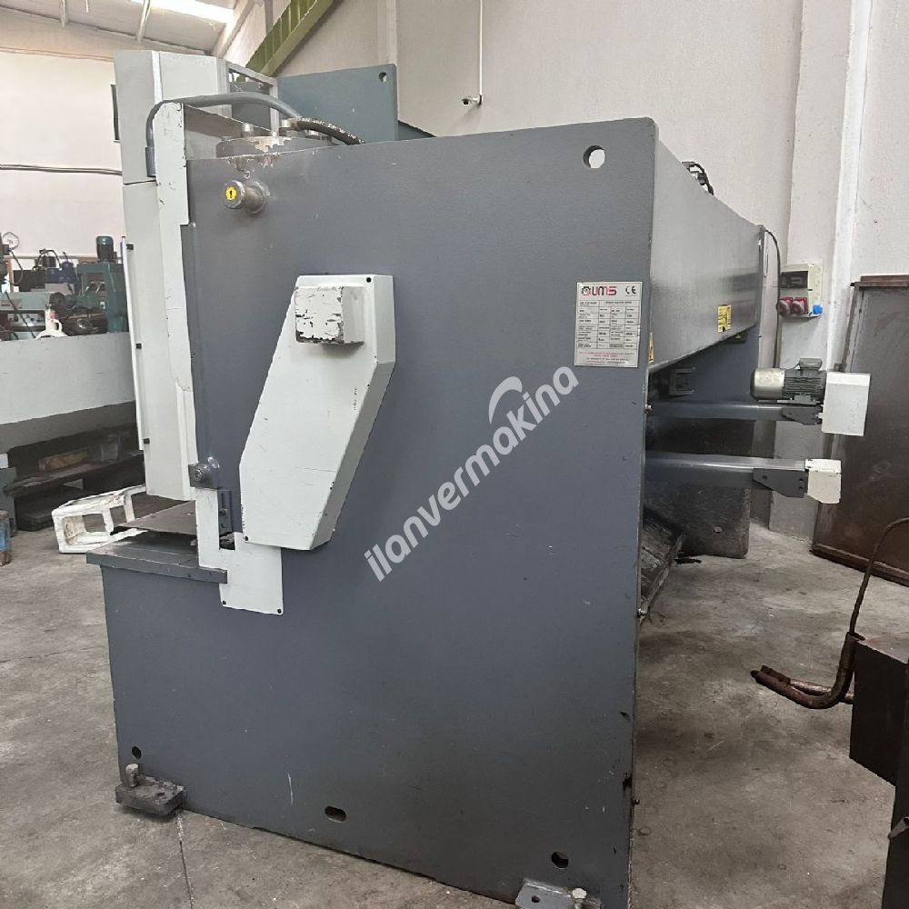 UMS 3X220 TON CNC ABKANT & 3X10 MM AÇI AYARLI CNC MAKAS TAKIM