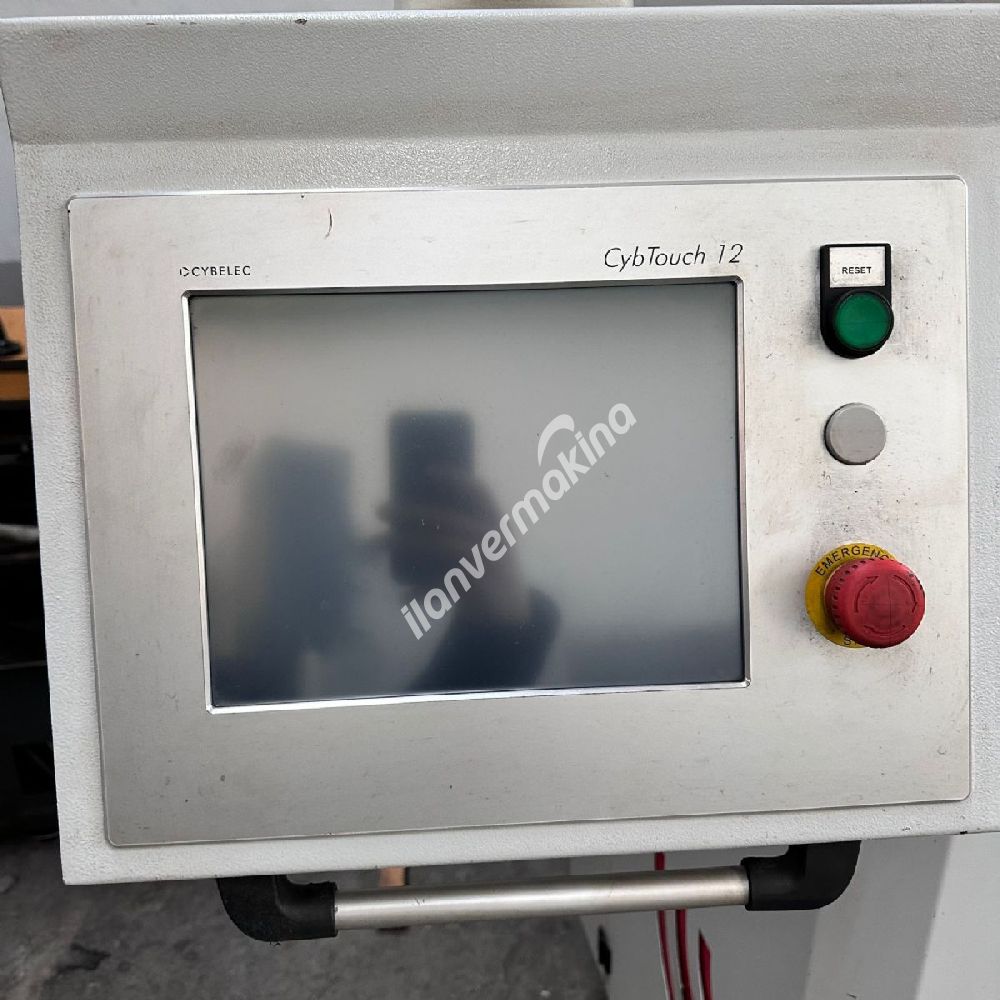 UMS 3X220 TON CNC ABKANT & 3X10 MM AÇI AYARLI CNC MAKAS TAKIM