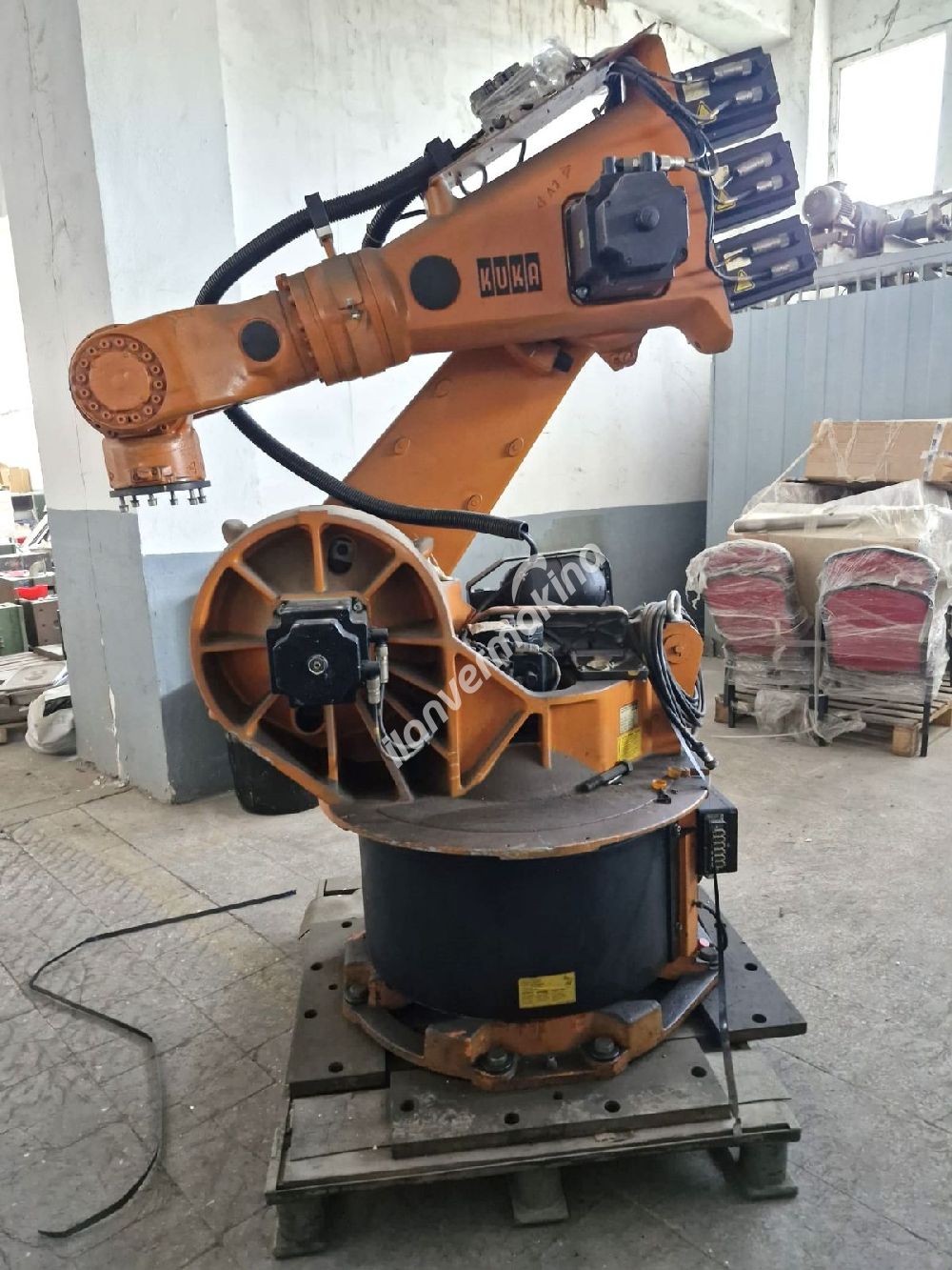 KUKA KR 125/1