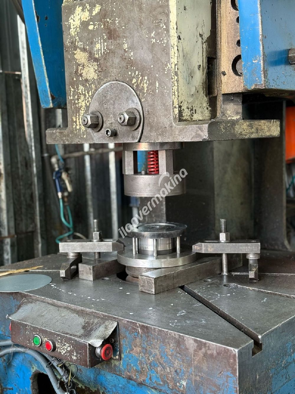 250 TON ANGARAJLI EKSANTRİK C TİPİ PRES MAKİNASI