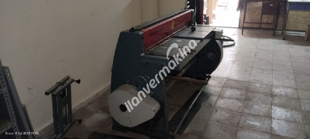 BAYKAL 1260 MM X 2,5 MM ANGRENAJLI MOTORLU GİYOTİN MAKAS