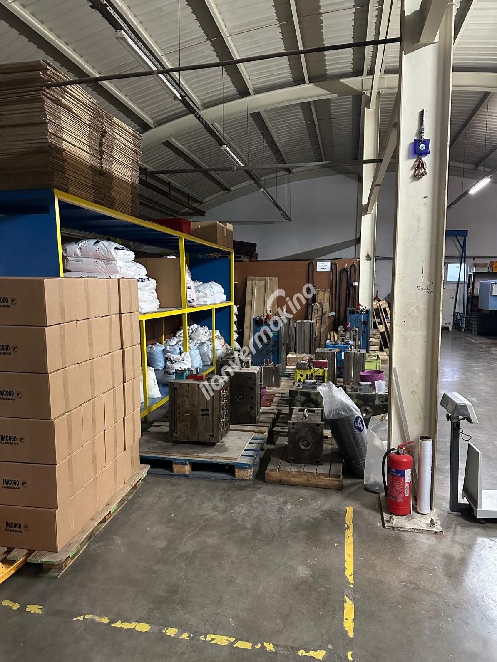 Plastik enjeksiyon fabrikası