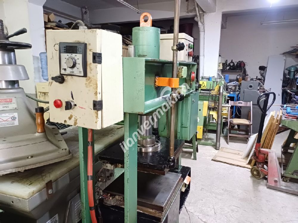 60 TON HİDROLİK KAUÇUK PRES