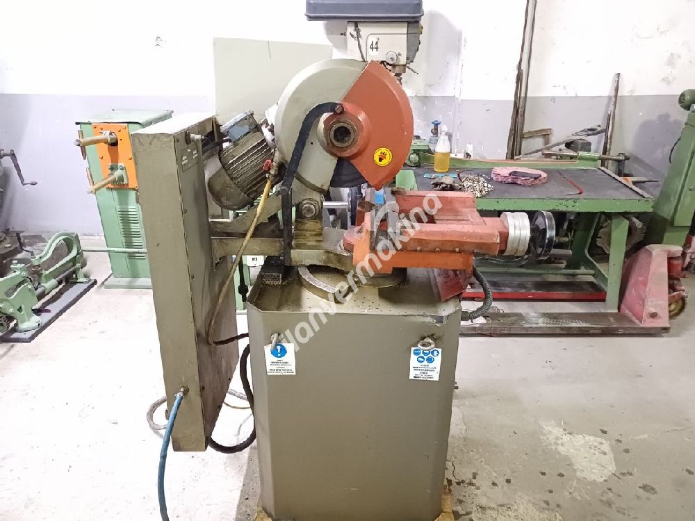 DİSPA SDTYD 315 YARI OTOMATİK PNÖMATİK SULU KESİM