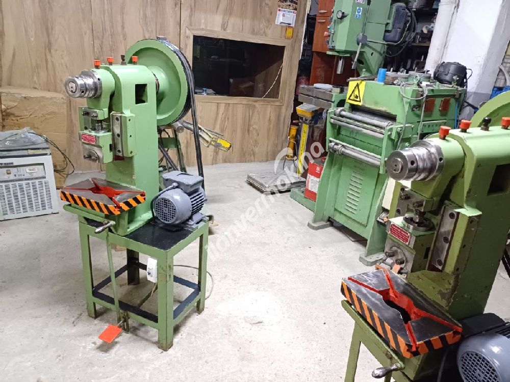 5 TON ARKADAN VOLANTLI EKSANTRİK PRES