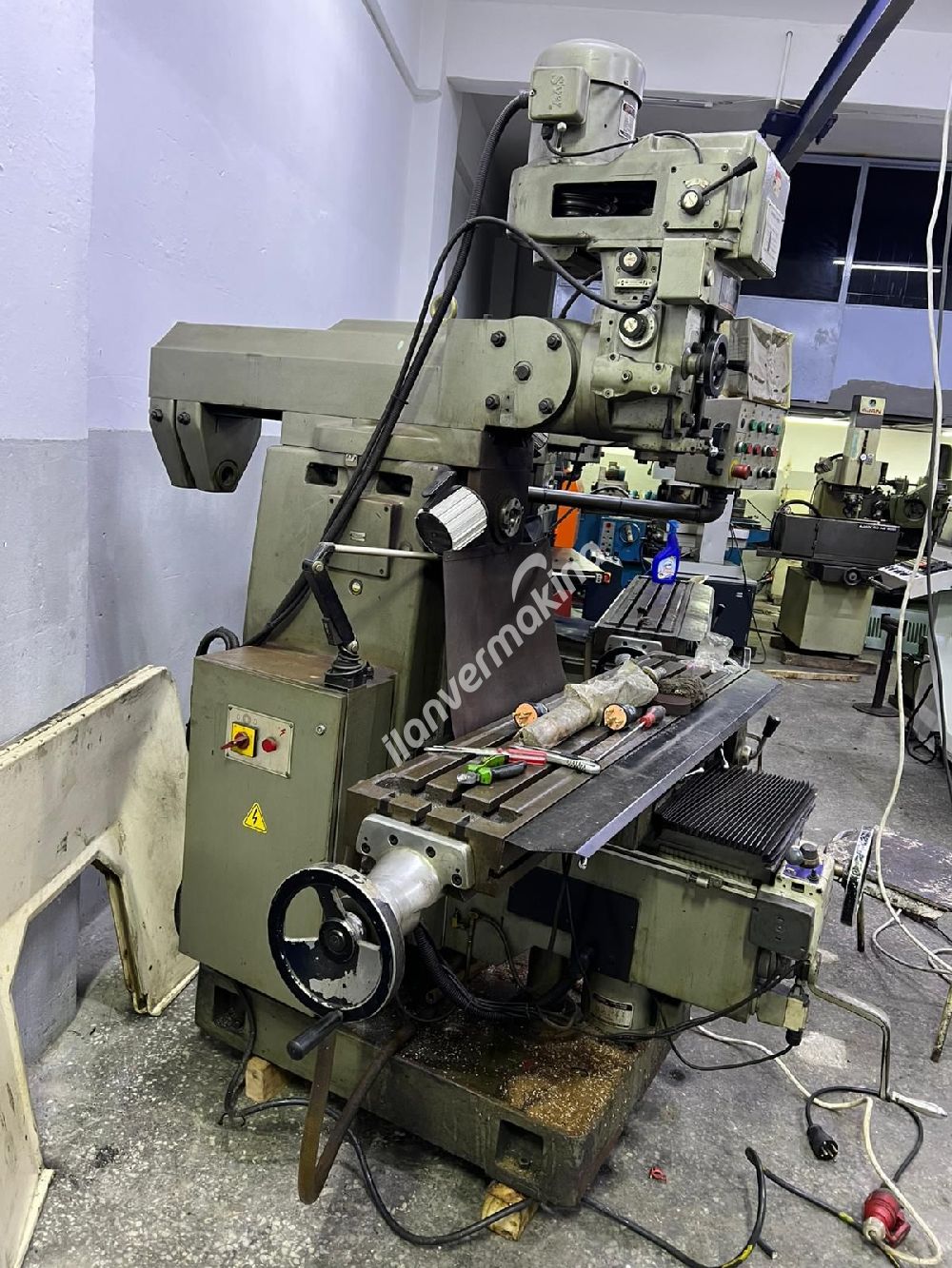 First Lc20Vhs Göbekten Milli Kalıpçı Freze Dijitalli Çok Temiz