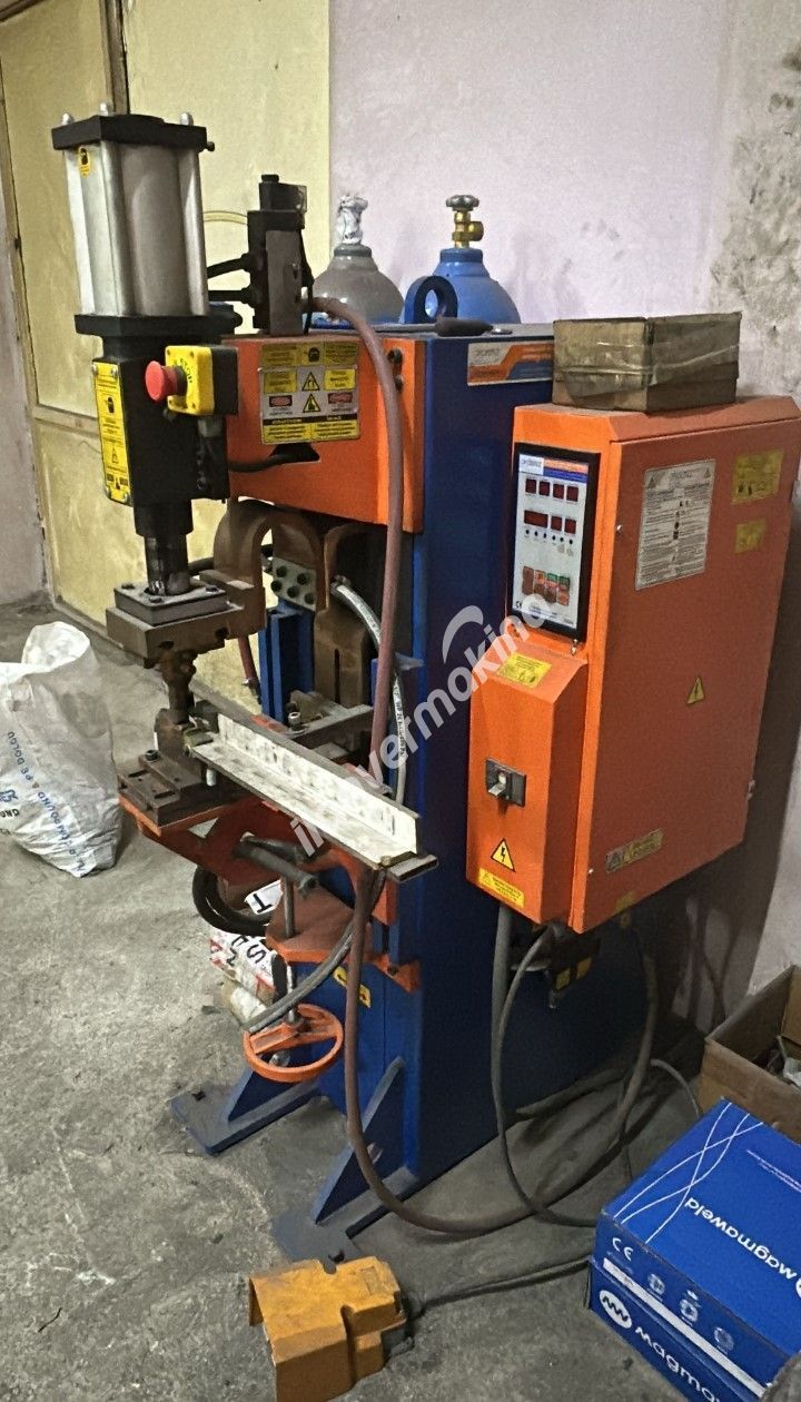 satılık 60 kwa kısa kol dik punta kaynağı