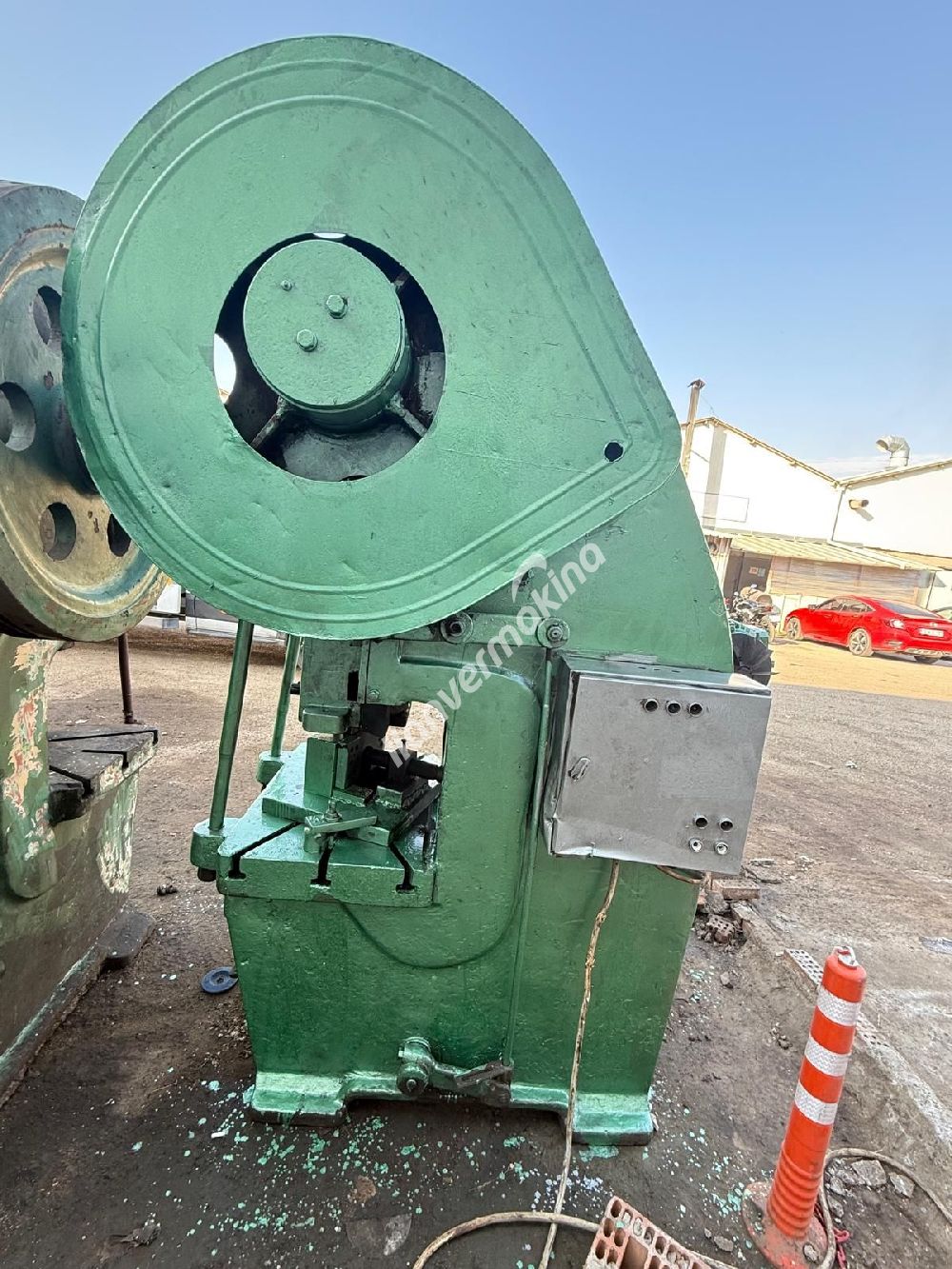 120 TON ve 40 TON 3 ADET EKSANTRİK PRES