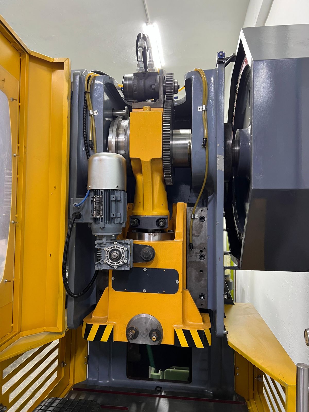 Yeni - 80 Ton Hava Kavramalı Eksantrik Pres Otomatik Strok