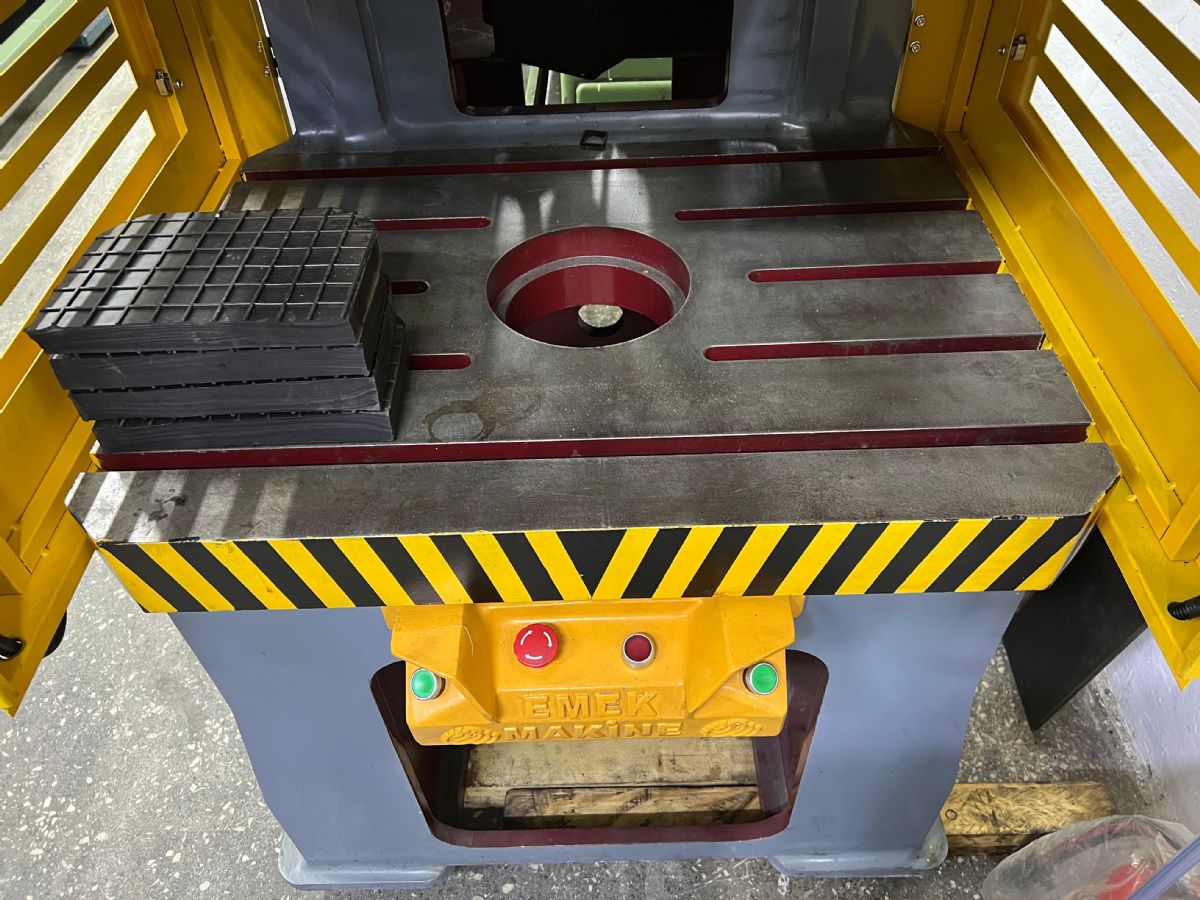 Yeni - 80 Ton Hava Kavramalı Eksantrik Pres Otomatik Strok