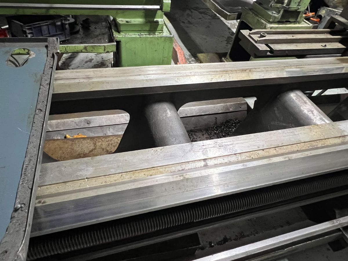 Sn63 - 4 Metre Tos Torna 630 Çap Konik Tertibatlı
