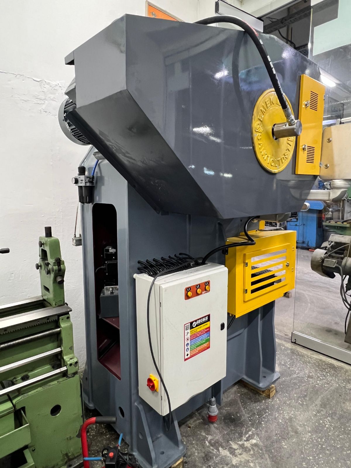 Yeni - 80 Ton Hava Kavramalı Eksantrik Pres Otomatik Strok
