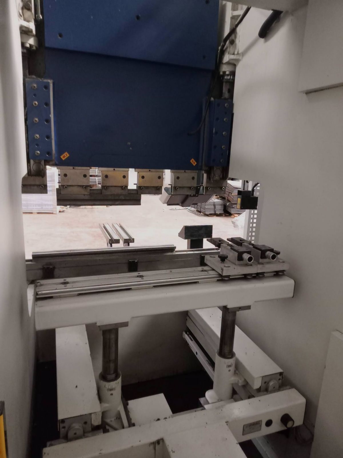 MVD 1250x40 Cnc Abkant