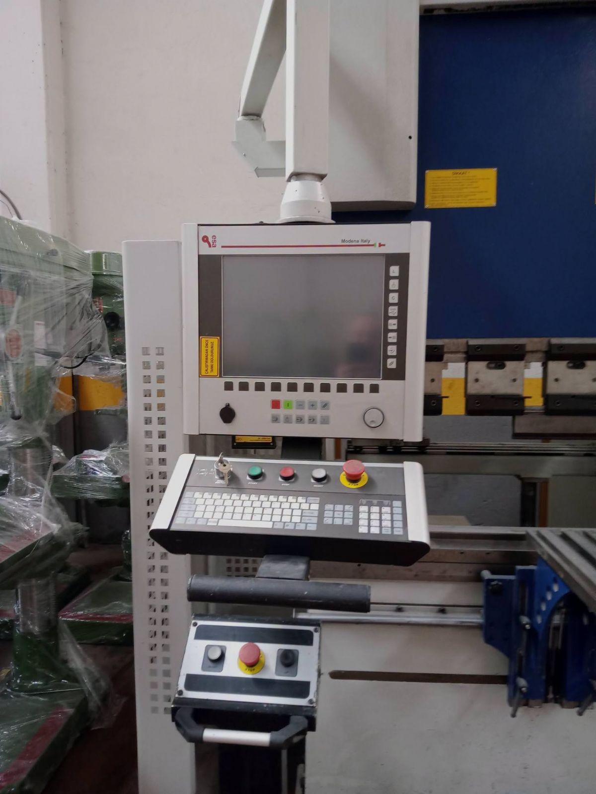 MVD 1250x40 Cnc Abkant