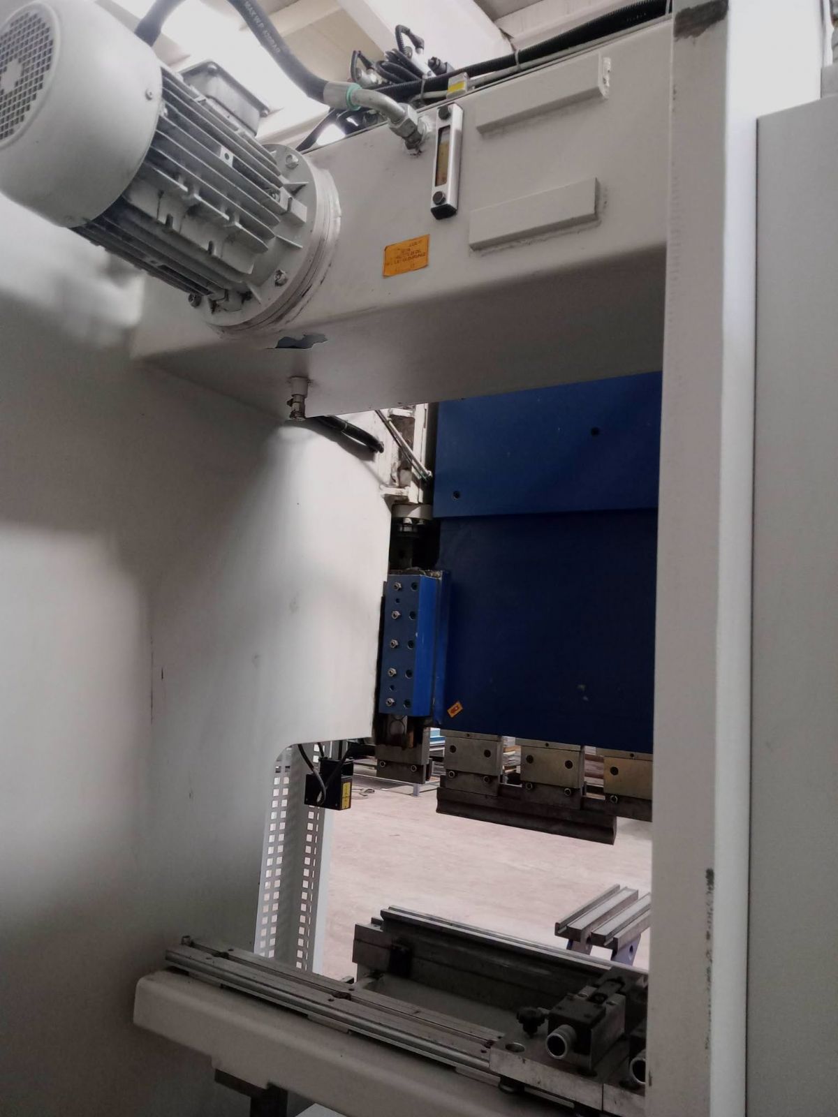 MVD 1250x40 Cnc Abkant