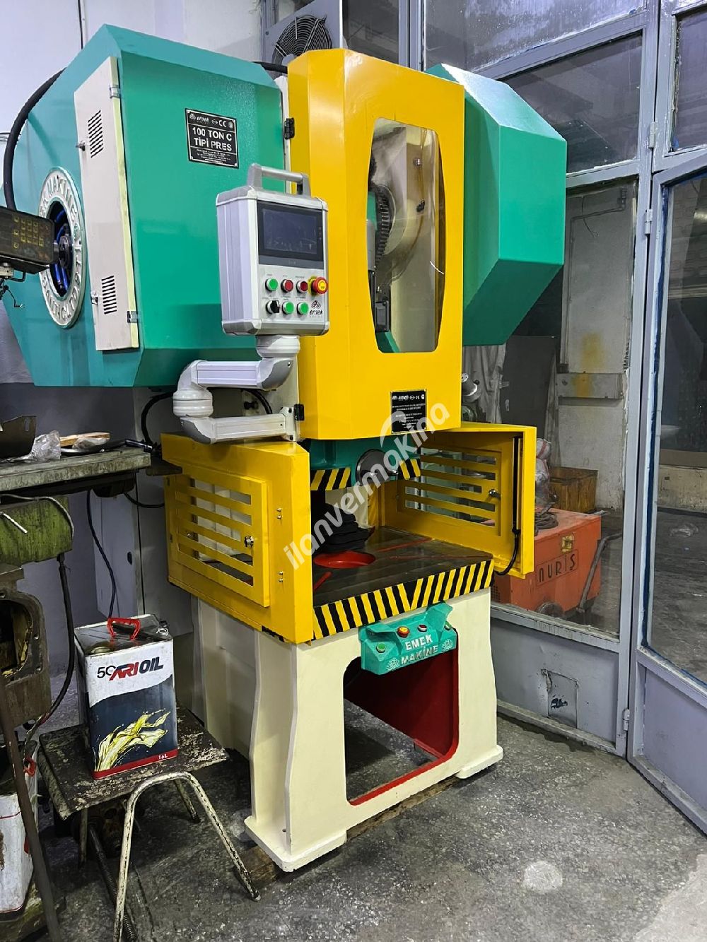 SIFIR - 100 Ton Hava Kavramalı Eksantrik Pres Otomatik Strok ve Koç Ayarlı