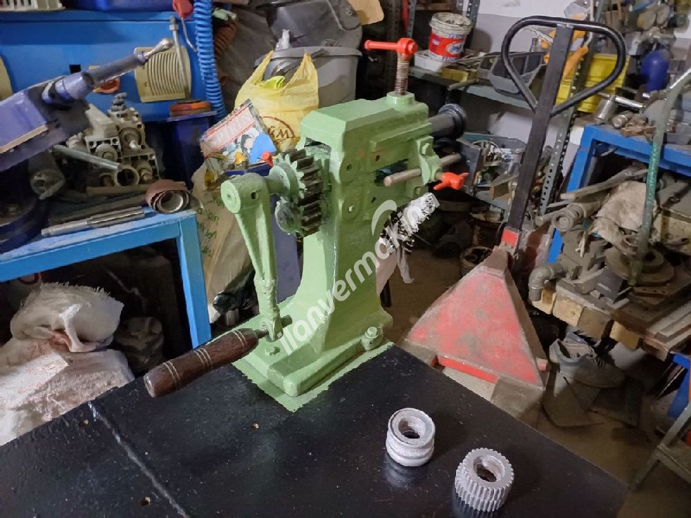 1.2 MM MANUEL KORDON MAKİNASI