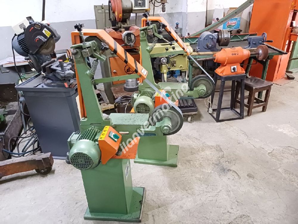 CAN MAKİNA ÜÇGEN ŞERİT BANT ZIMPARA MAKİNASI