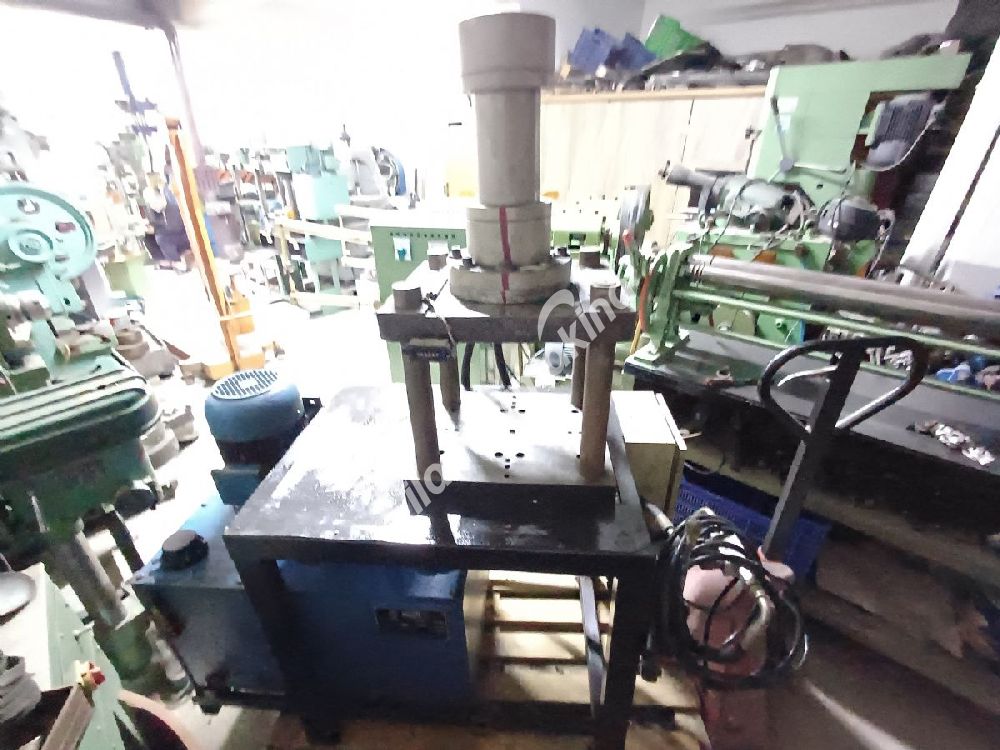 15 TON HİDROLİK PRES 