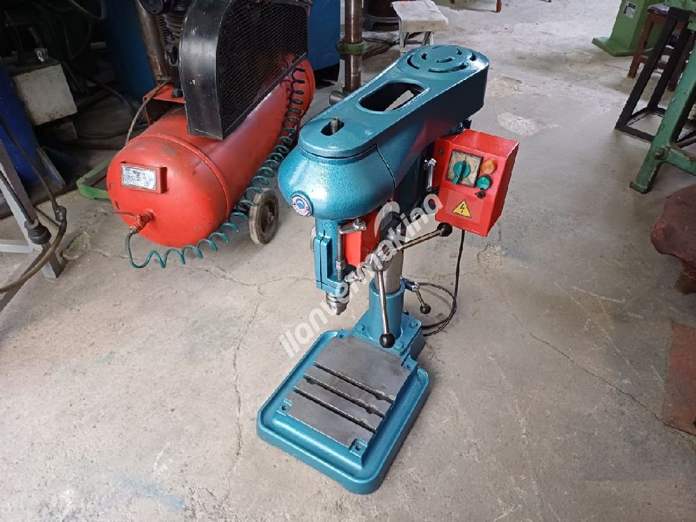 EKÇELİK MASA ÜSTÜ KILAVUZ ÇEKME MATKAP TEZGAHI 