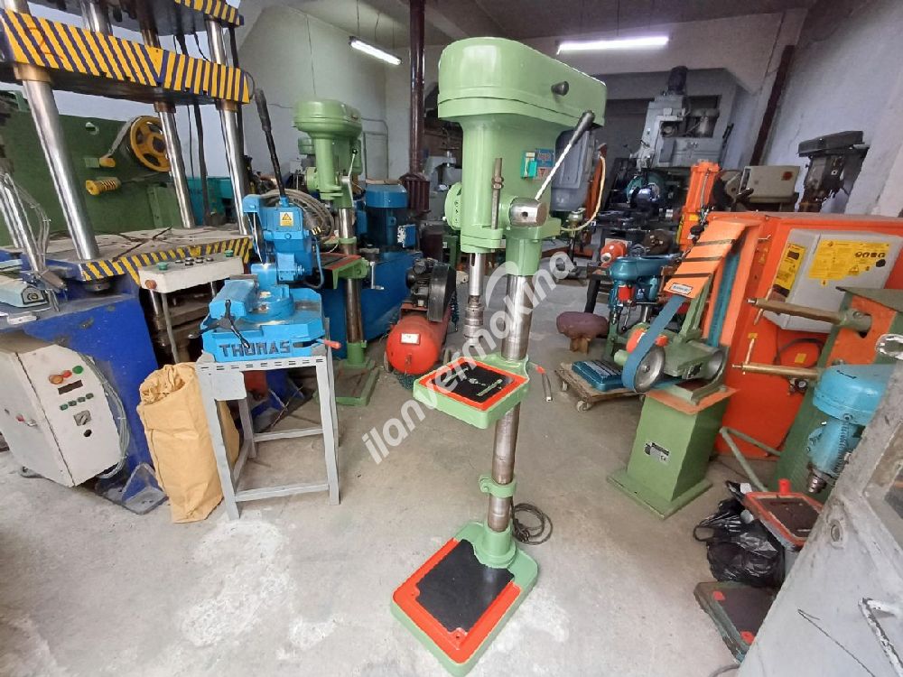 TİRYAKİ 16 KAYIŞLI SÜTUNLU MATKAP TEZGAHI