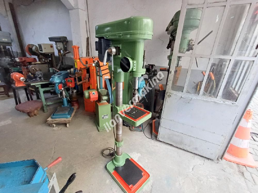 TİRYAKİ 16 KAYIŞLI SÜTUNLU MATKAP TEZGAHI