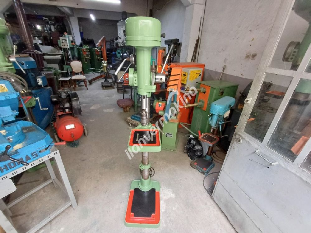 TİRYAKİ 16 KAYIŞLI SÜTUNLU MATKAP TEZGAHI