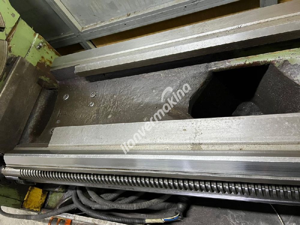 Yunnan CY6266L -  660 Çap 2 Metre Torna Tezgahı