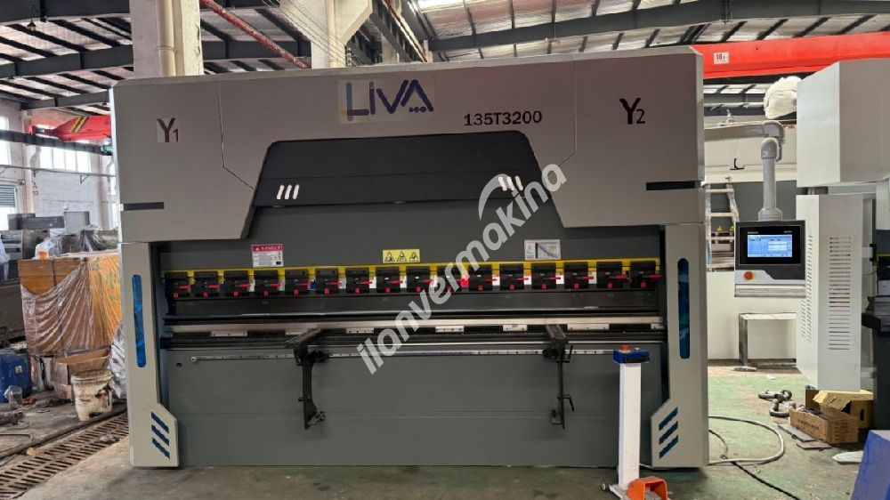 LİVA 3200X135 TON CNC HİBRİT ABKANT PRES- 4 EKSEN MOT. BOMB.