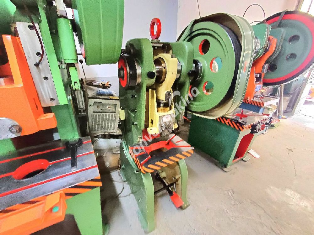 20 TON ŞAHİN MARKA EKSANTRİK PRES