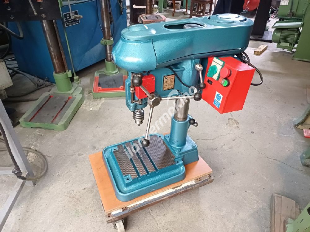 EKÇELİK MASAÜSTÜ KILAVUZ ÇEKME MATKAP