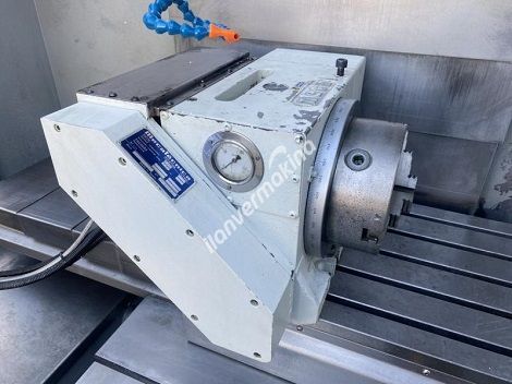 4 Eksenli CNC Üniversal Freze Tezgahı