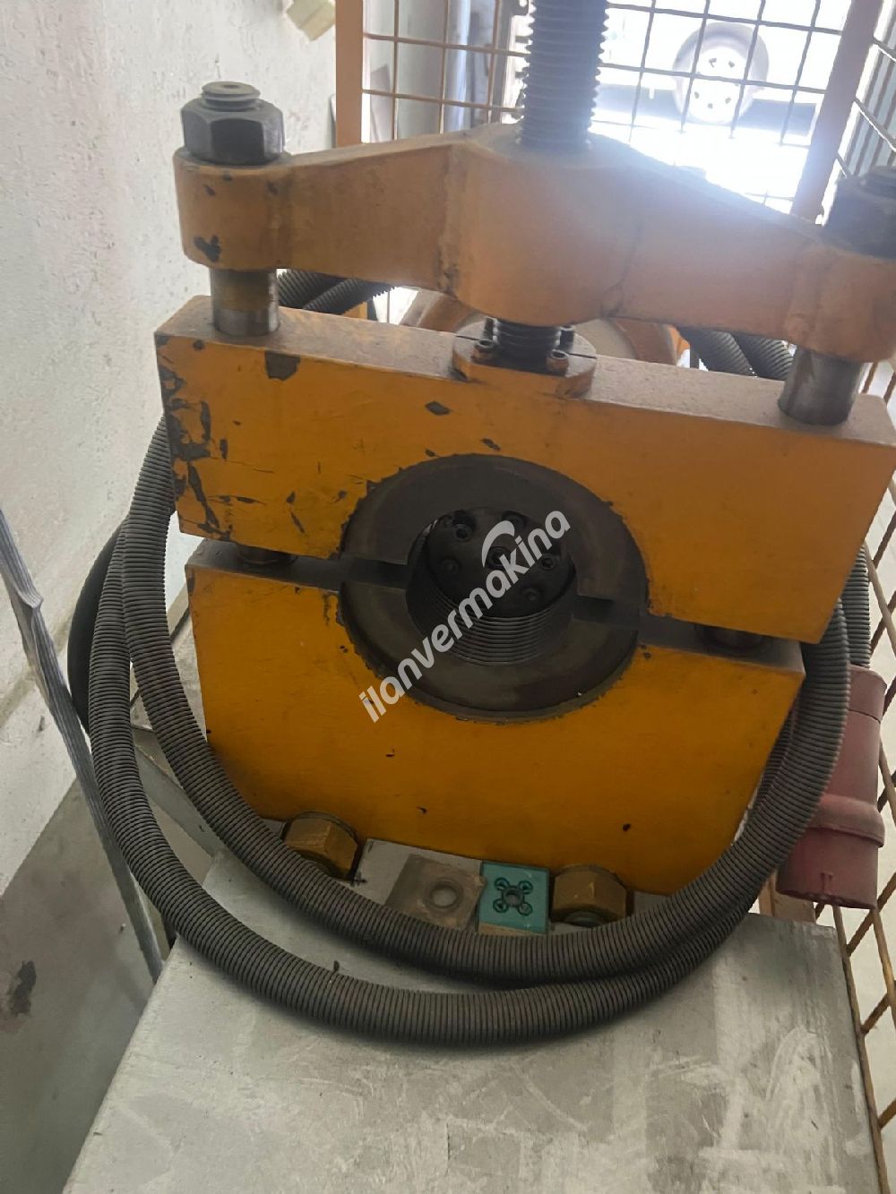 2 İnç 4 İnç Boru Diş Açma Makinesi Proter Özel Yapım