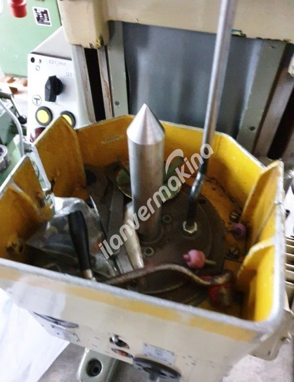 Merkezi Delik Punta Taşlama Makinesi