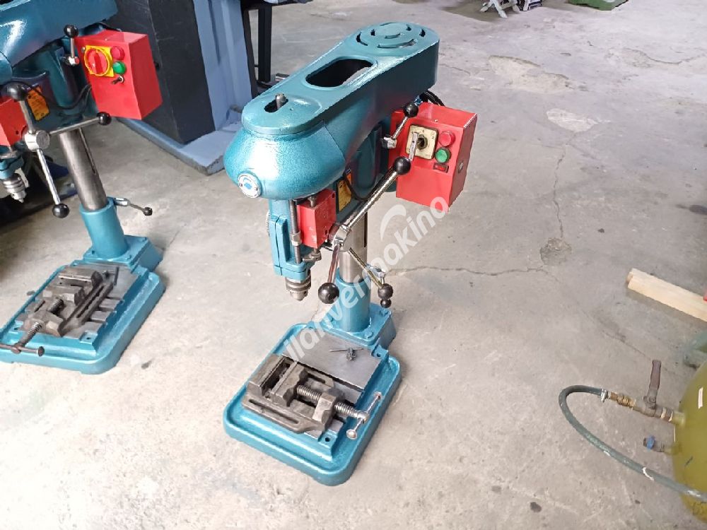 EKÇELİK MASAÜSTÜ KILAVUZ ÇEKME