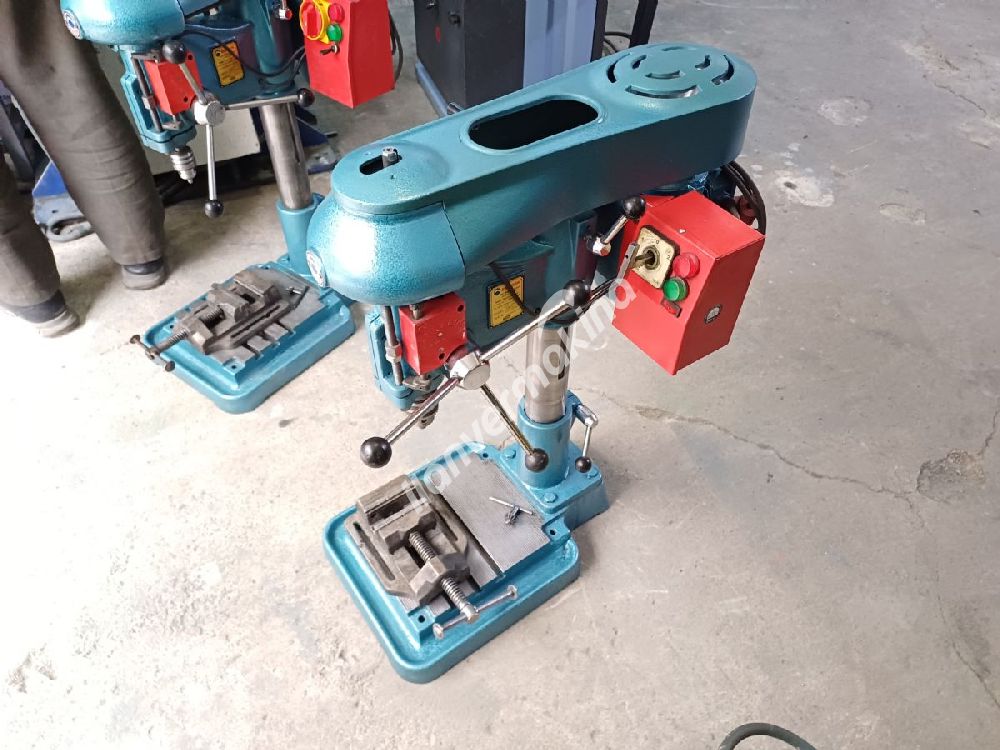 EKÇELİK MASAÜSTÜ KILAVUZ ÇEKME