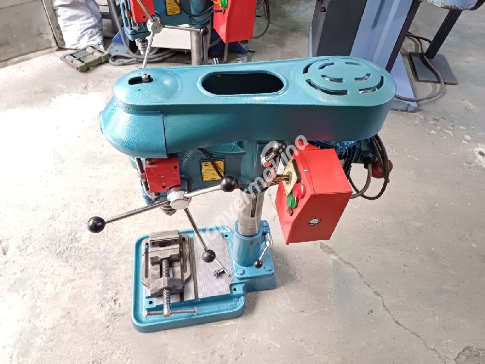 EKÇELİK MASAÜSTÜ KILAVUZ ÇEKME