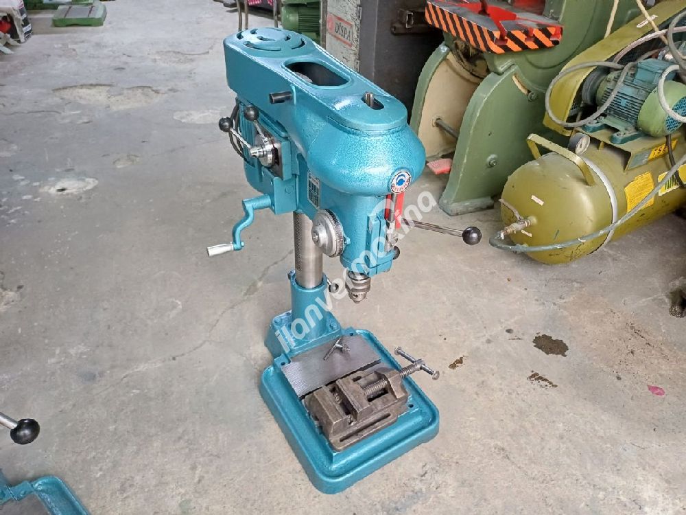 EKÇELİK MASAÜSTÜ KILAVUZ ÇEKME