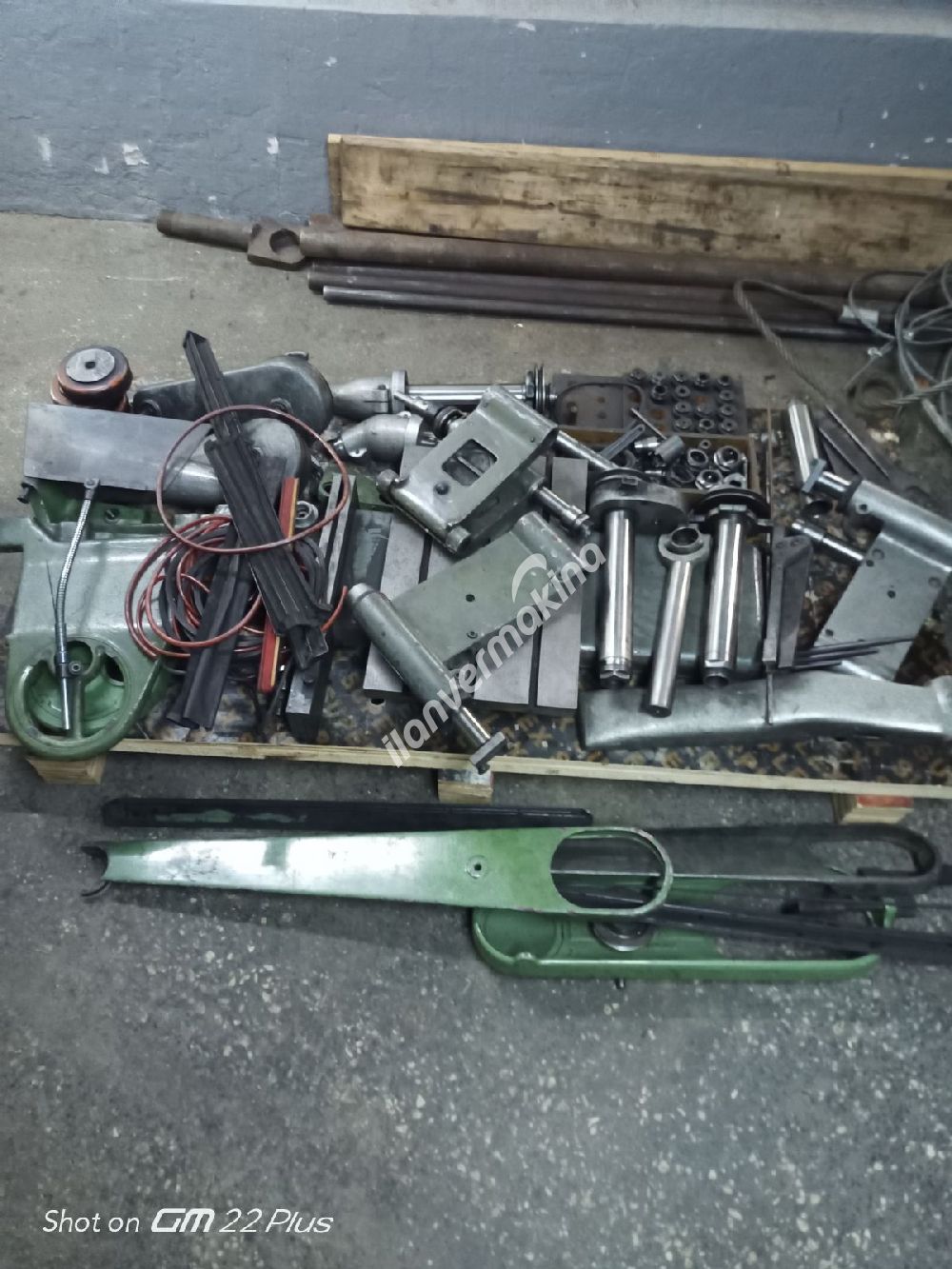 DECKEL   KF2    PANTOGRAF 