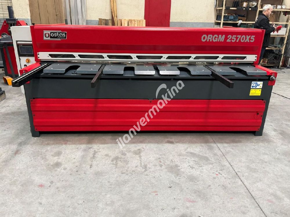 OSTAŞ MARKA 2570X5 MM NC REDÜKTÖRLÜ GİYOTİN MAKAS (SIFIR)