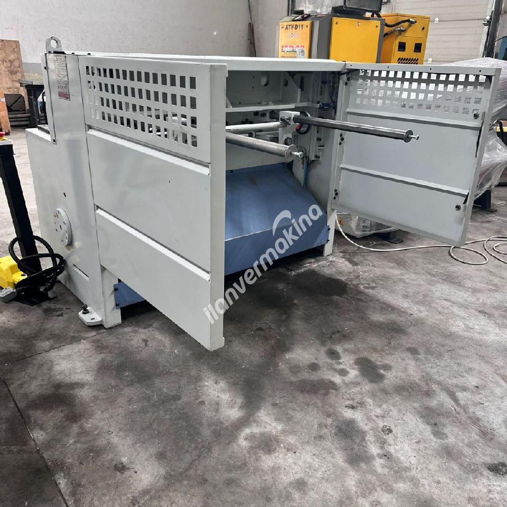 SAYMAK MARKA 1360X3MM REDÜKTÖRLÜ GİYOTİN MAKAS 