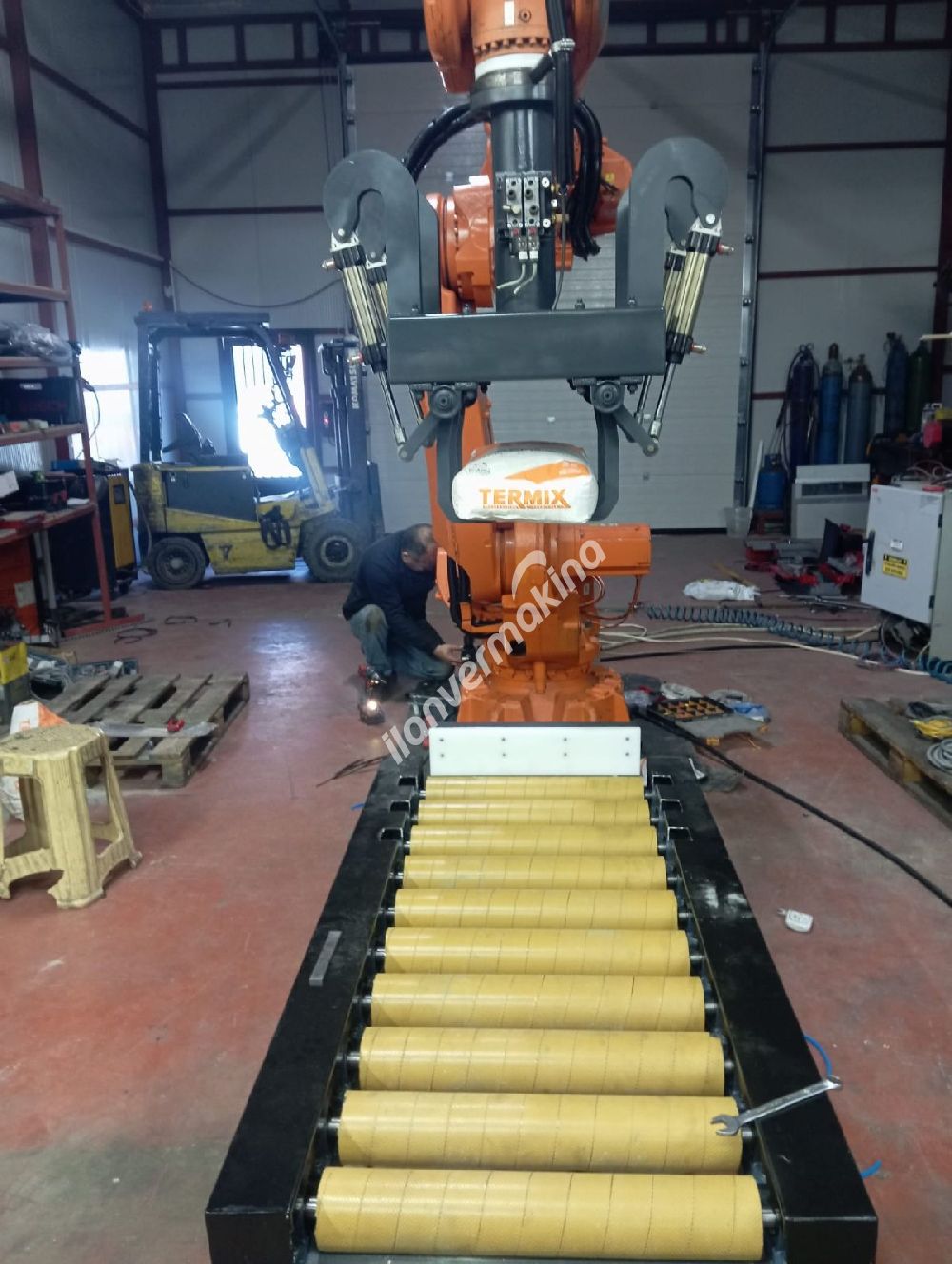 ABB-Panasonic-Kawasaki-Kuka-Yaskawa Paketleme ve kaynak robotları