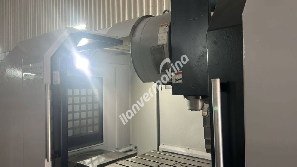 Takumi 1200lük Cnc Dik İşleme Merkezi