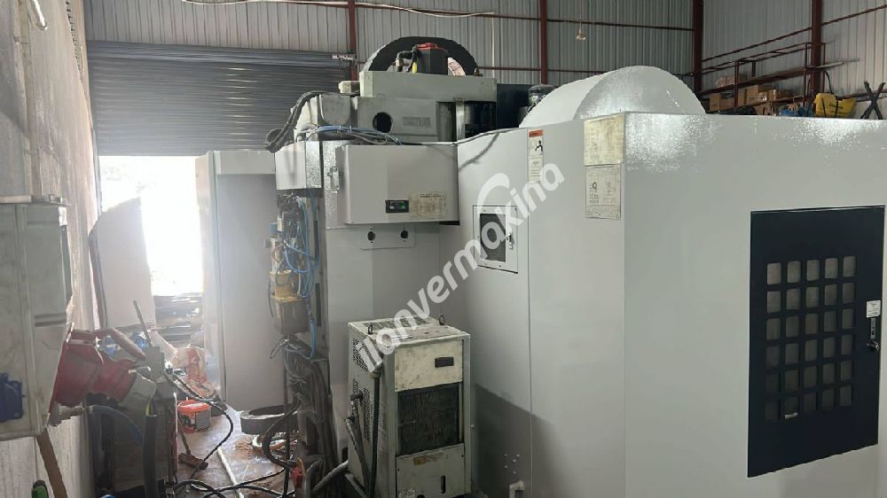 Takumi 1200lük Cnc Dik İşleme Merkezi