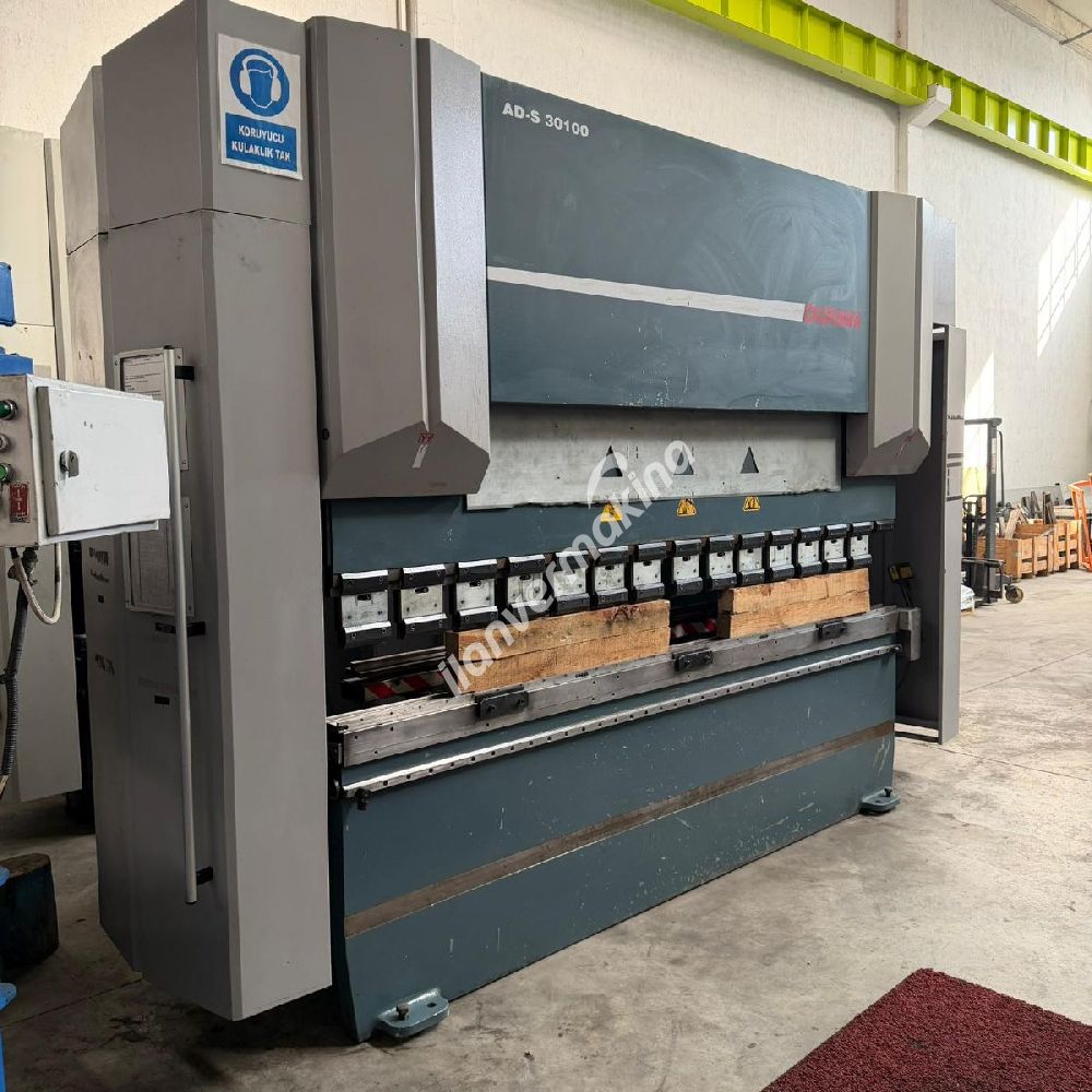 DURMAZLAR MARKA 3 METRE 100 TON 4 EKSEN CNC HİDROLİK ABKANT PRES