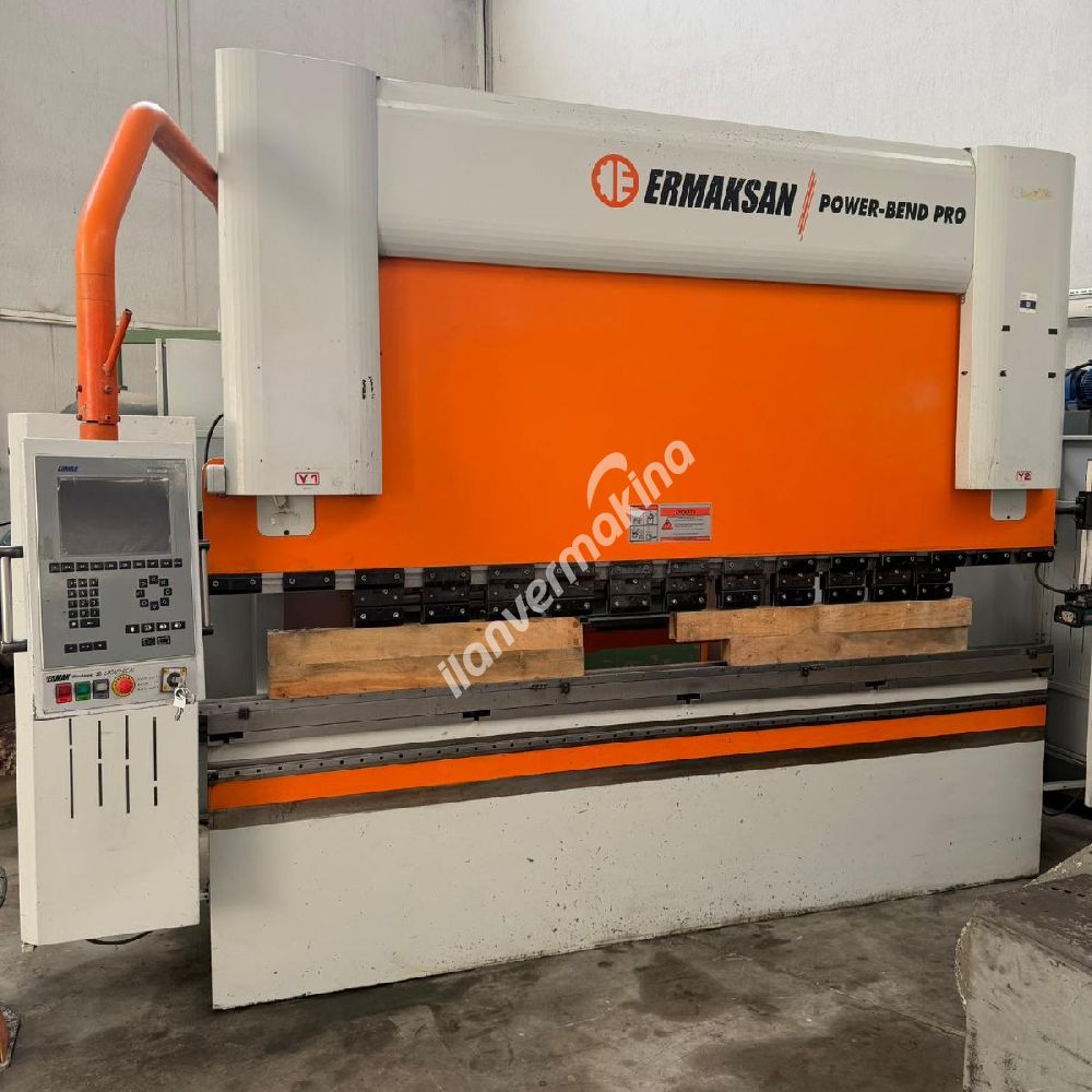 ERMAKSAN MARKA 3 METRE 135 TON 4 EKSEN CNC HİDROLİK ABKANT PRES