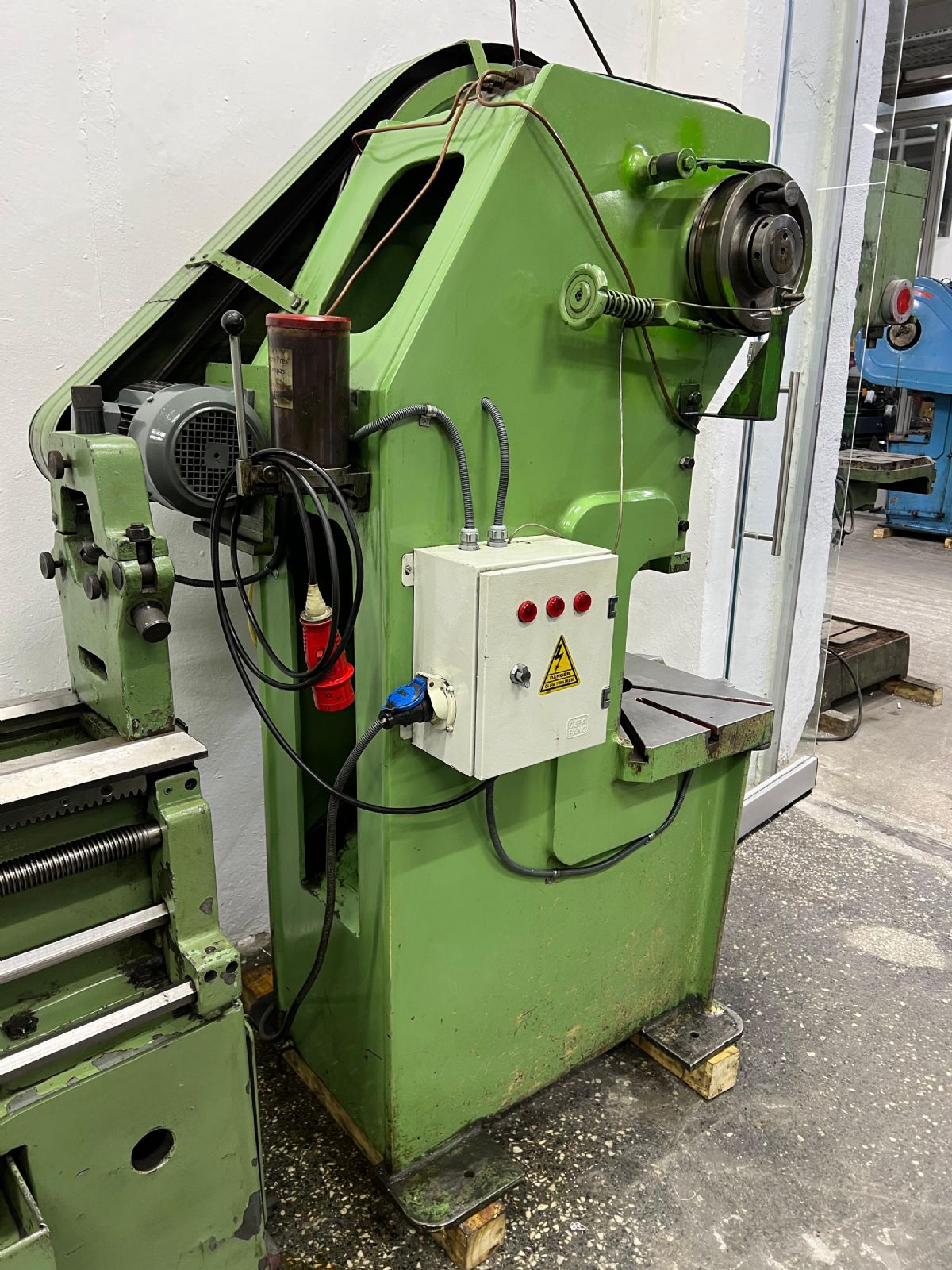 35 Ton Eksantrik Pres Çelik Gövde TEMİZ
