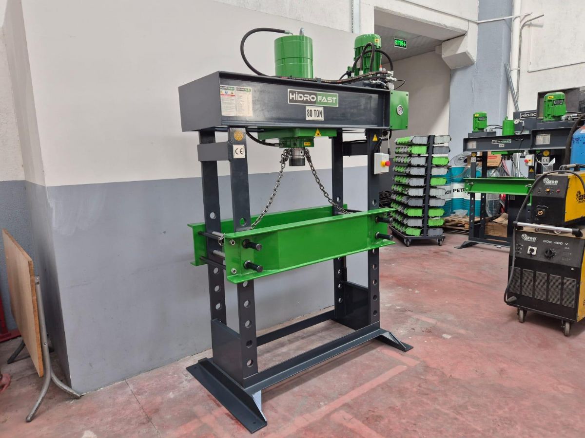 HİDROFAST 80 TON KOLLU MOTORLU GEZER HİDROLİK ATÖLYE PRESİ