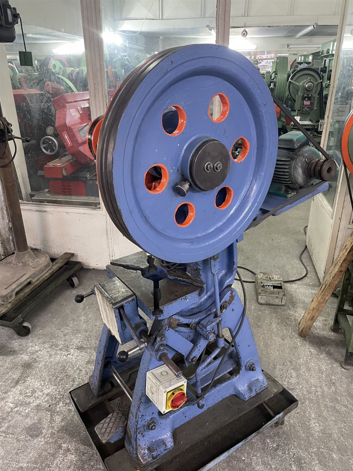 5 TONLUK EKSANTRİK PRES